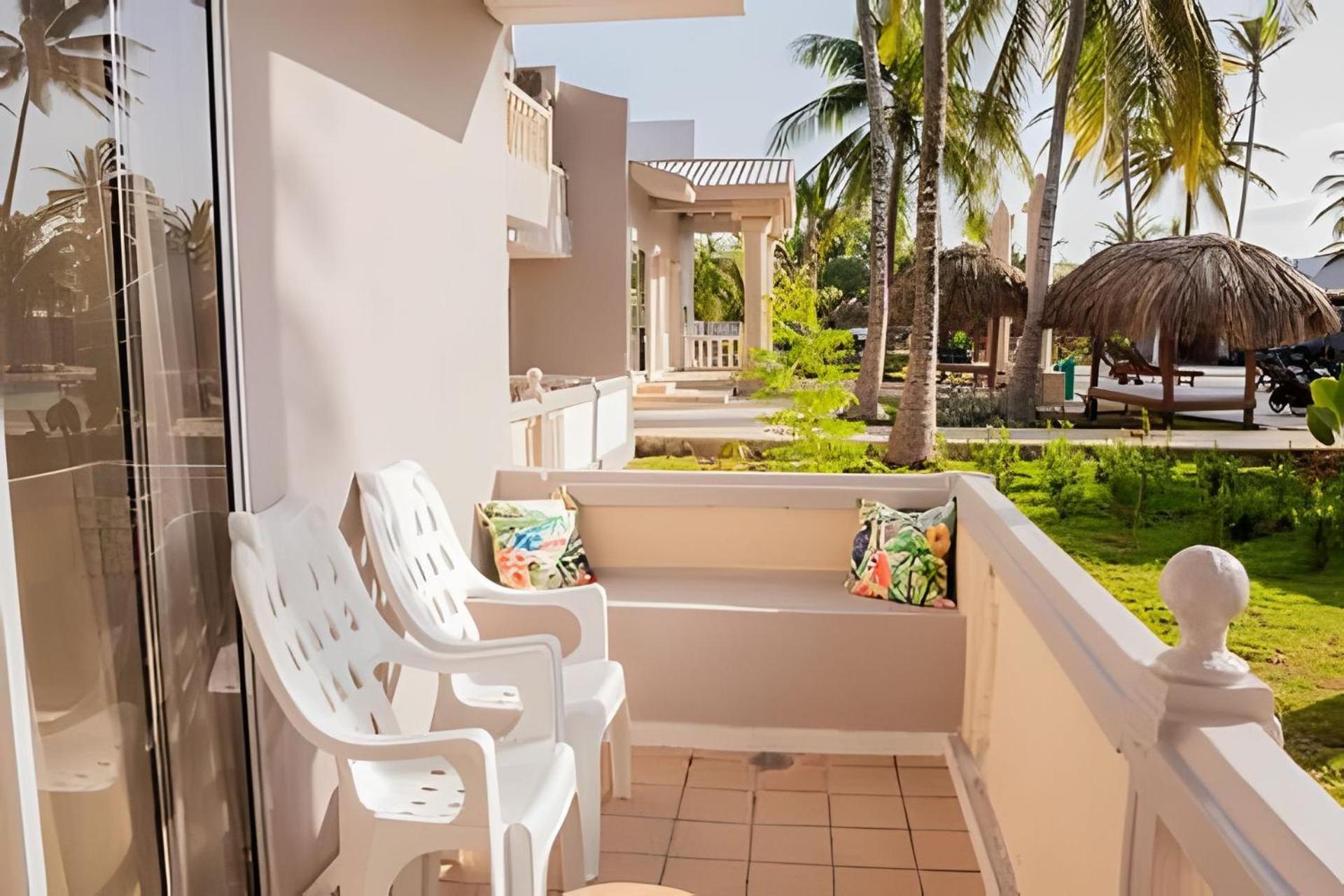 Playa Palmeras Beach Resort Cartagena Exterior photo